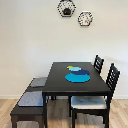 Hyggelig & Lys Kaelderlejlighed Apartment Herning