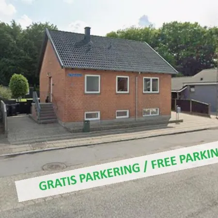 Hyggelig & Lys Kaelderlejlighed Apartment Herning
